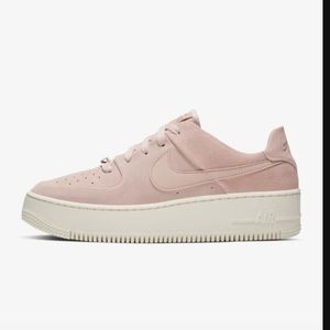 WMNS AIR FORCE 1 SAGE LOW
ALL FOR ONE